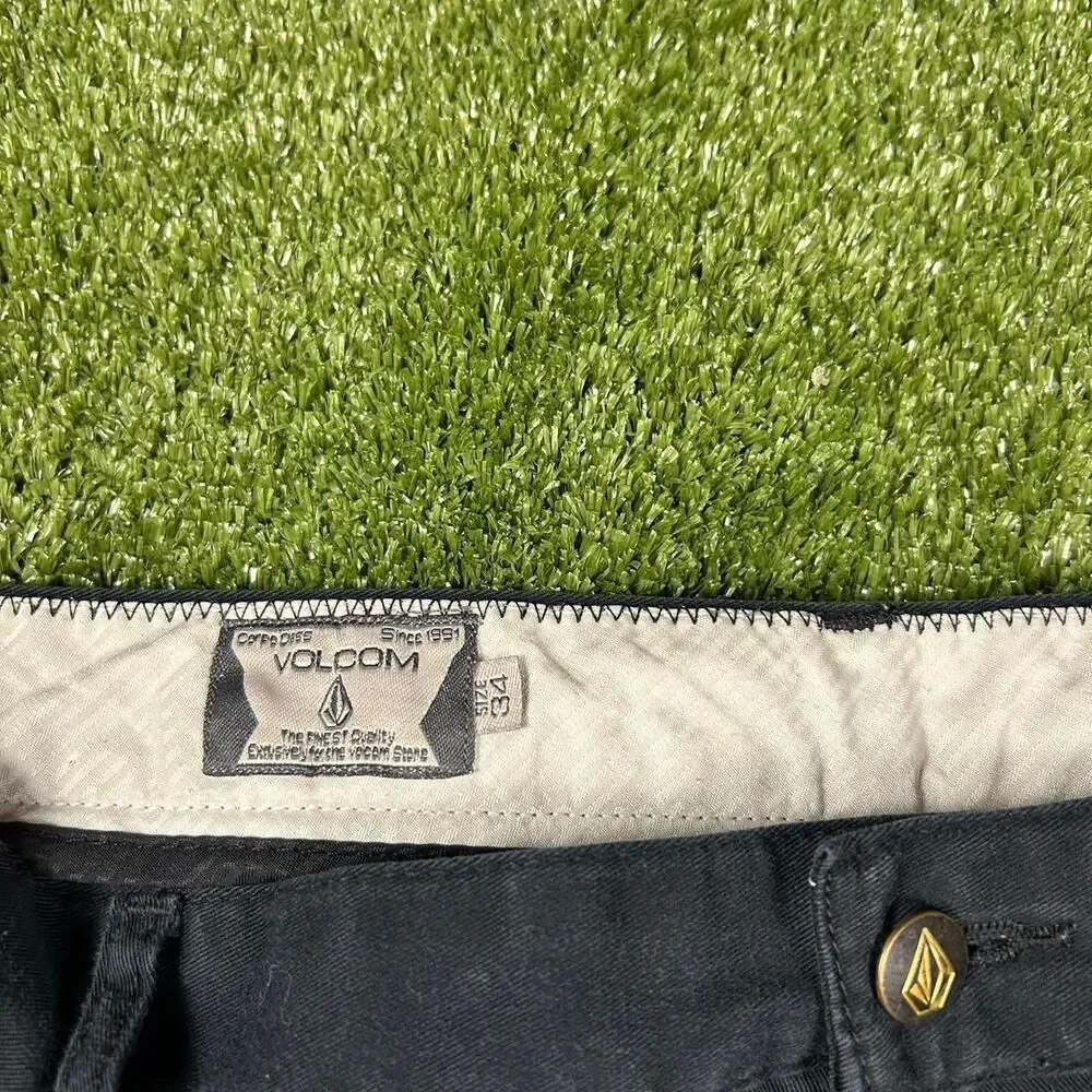 Volcom Men's Black and Navy Shorts